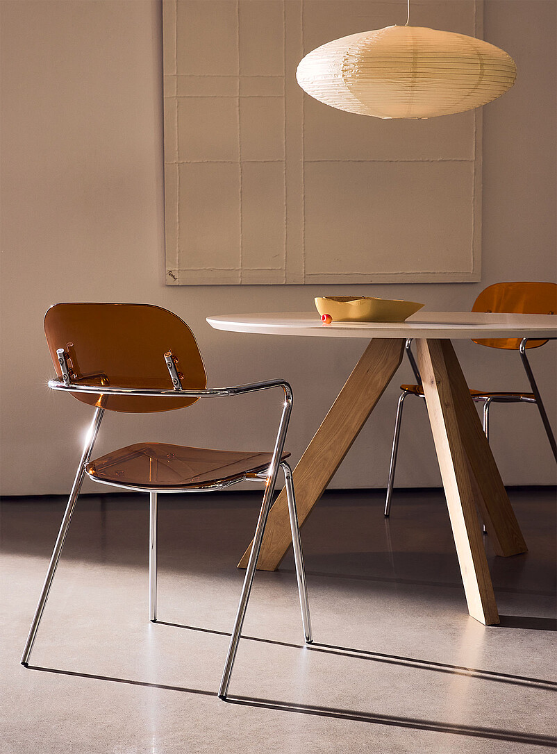 Simons Maison: Les chaises &agrave; accoudoirs polycarbonate et m&eacute;tal Ensemble de 2 Ivoire