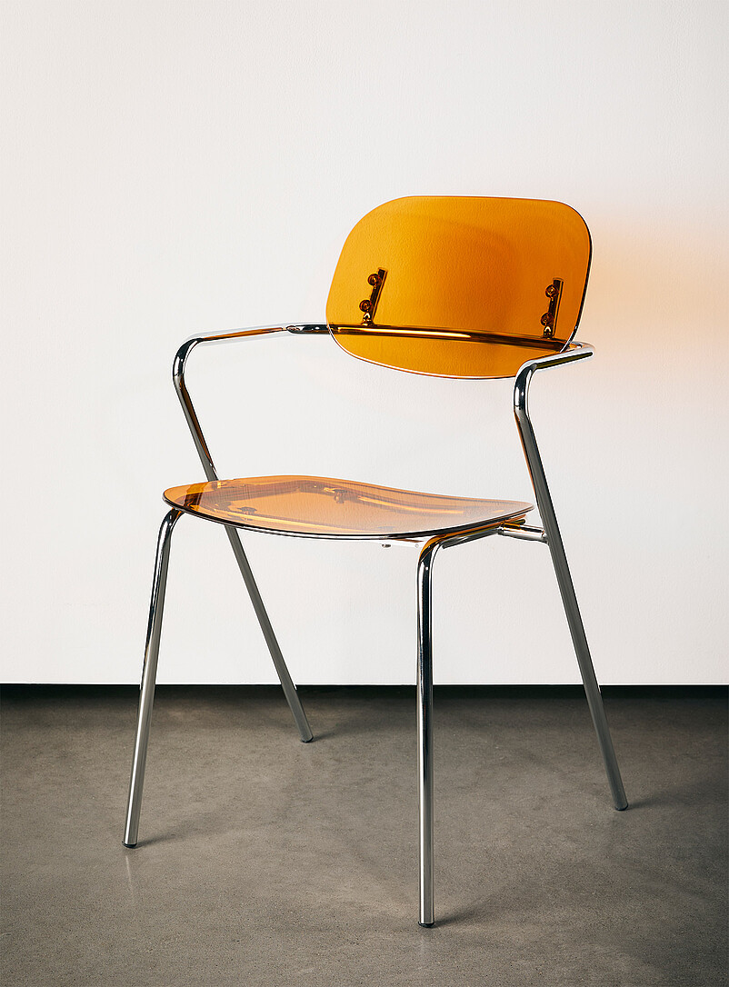 Simons Maison: Les chaises &agrave; accoudoirs polycarbonate et m&eacute;tal Ensemble de 2 Ivoire