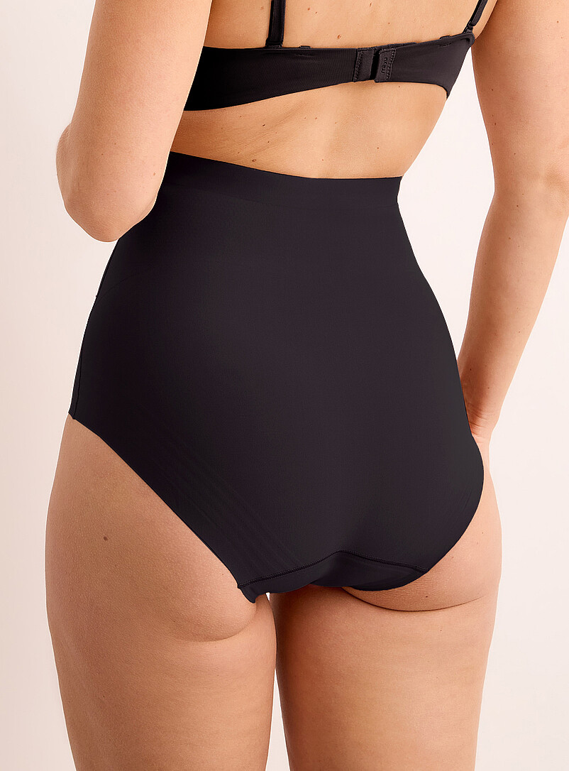 Knix: La culotte de maintien absorbante taille haute gainante Absorption : l&eacute;g&egrave;re Noir pour femme