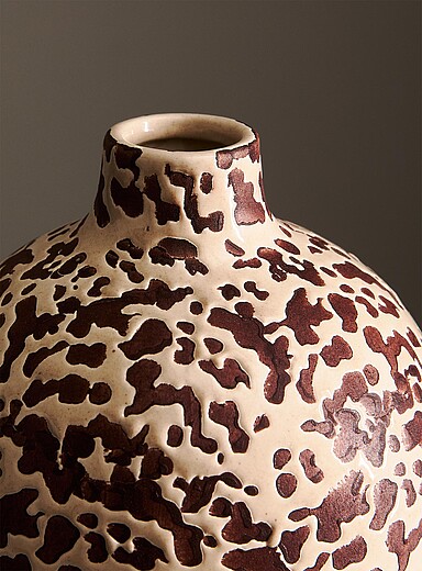 Animal print-effect vase