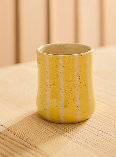 La poteuse Patterned Blue Summer Stripe Ceramic Mug