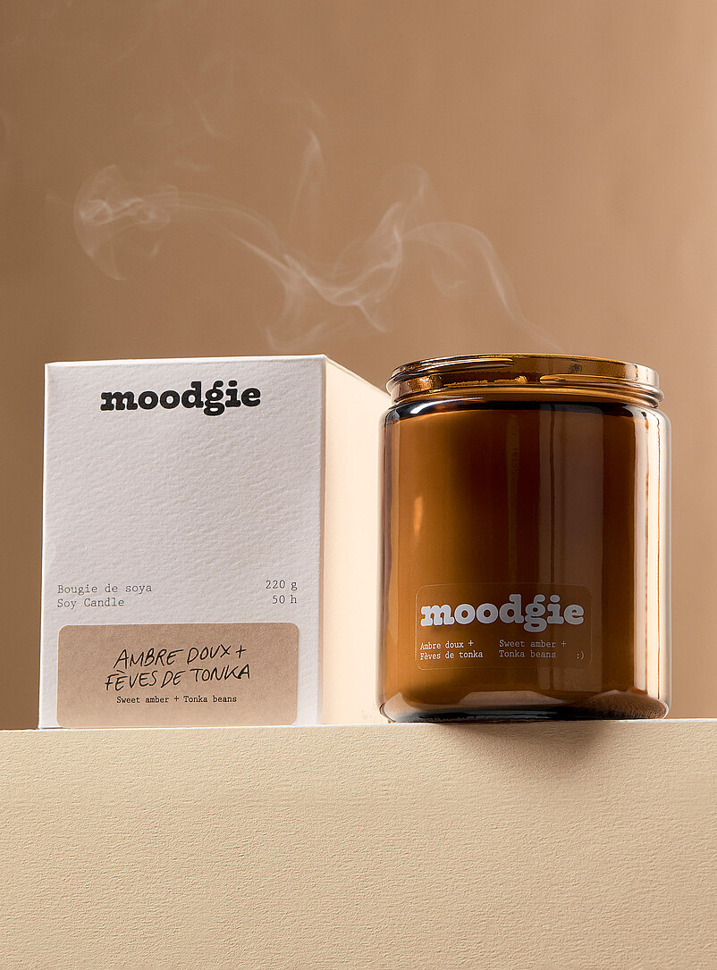 Sweet Amber & Tonka Beans scented candle product image (primary)