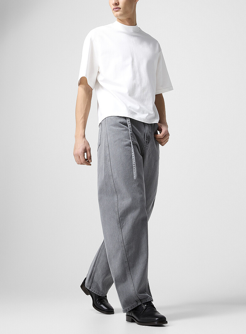 Belted Grey Barrel-Leg Jean