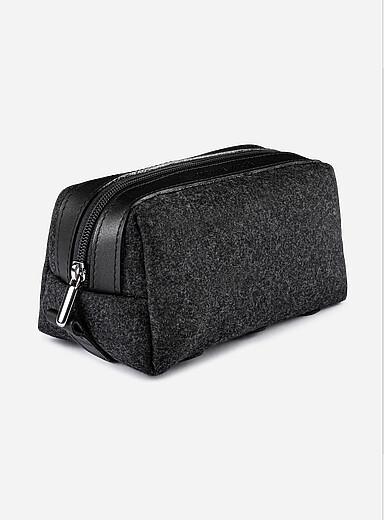 Italian wool travel kit