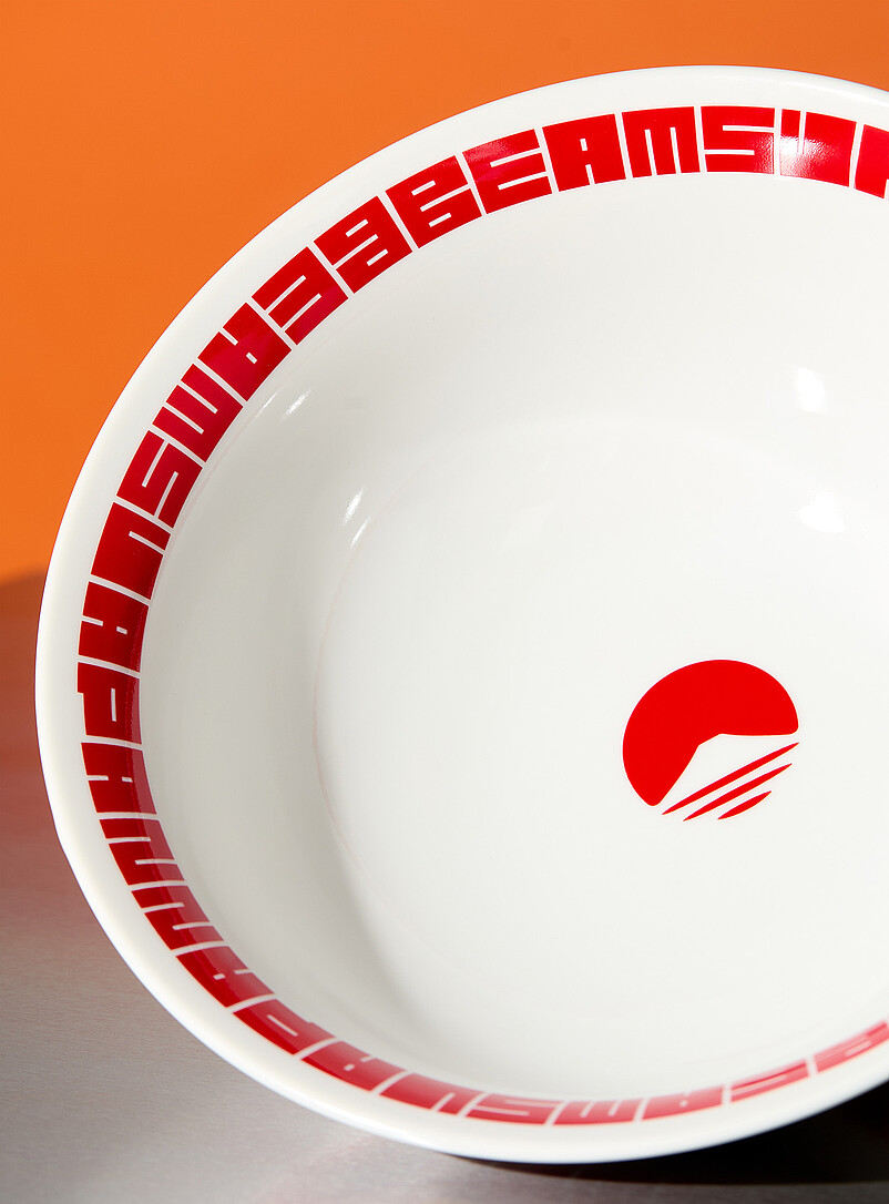 Red rim ramen bowl product image 2