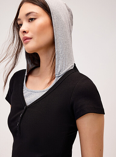 Layered-look hooded T-shirt