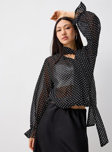 La blouse chiffon boucle &agrave; pois
