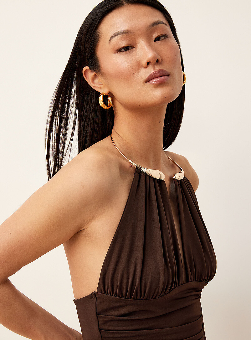 Ic&ocirc;ne: La camisole licou collier dor&eacute; douce microfibre Noir pour femme
