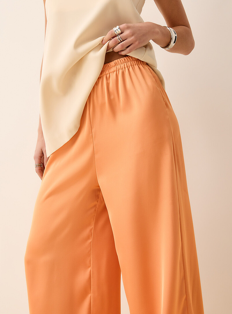 Ic&ocirc;ne: Le pantalon large satin l&eacute;ger Tangerine pour femme