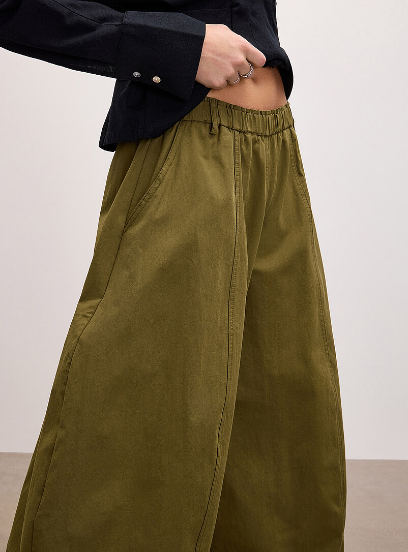 Ic&ocirc;ne: Le pantalon ballon ample taille &eacute;lastique Chocolat - Espresso pour femme