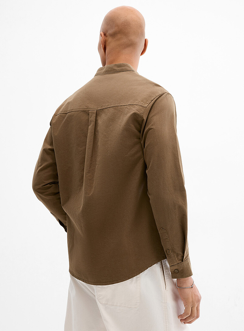 Le 31: La chemise col officier plis graphiques <b>Coupe confort</b> Kaki pour homme