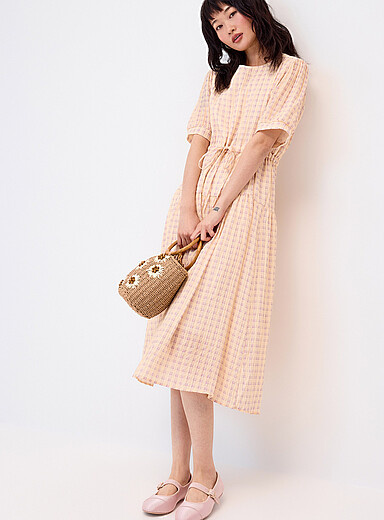 La robe maxi &eacute;tag&eacute;e carreaux