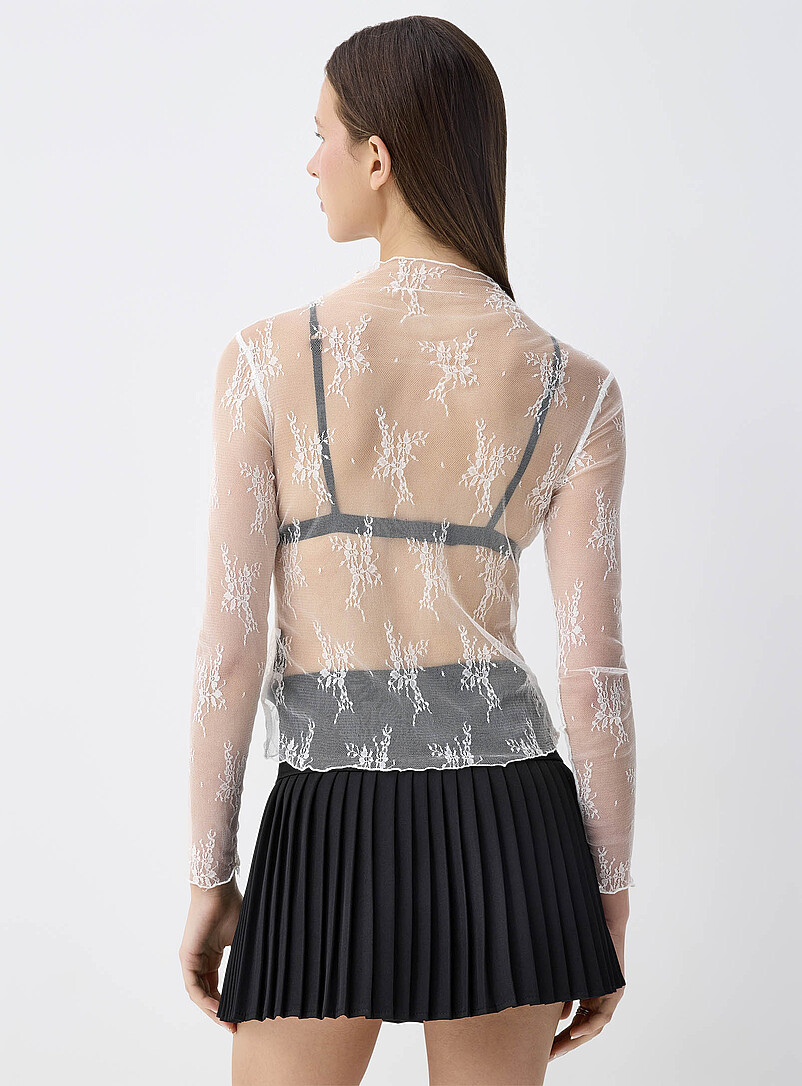 Twik: Le t-shirt col montant dentelle Noir pour femme