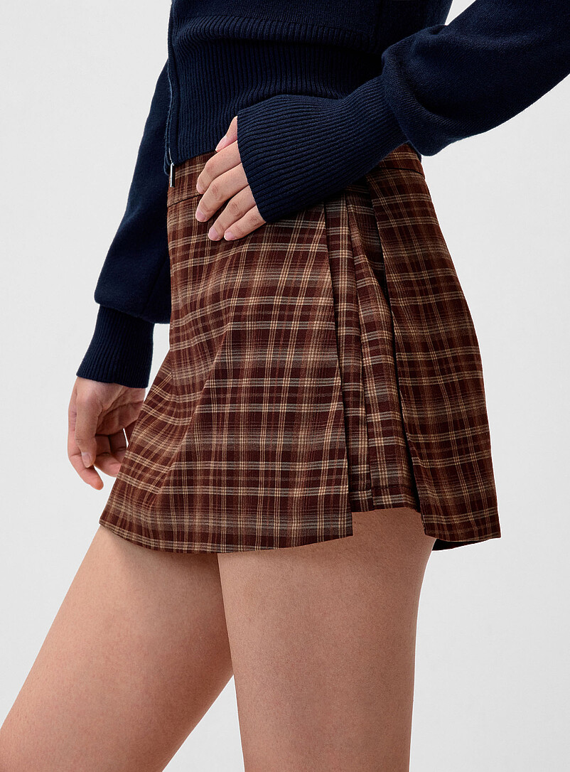 Twik: La jupe-short portefeuille &agrave; carreaux Brun &agrave; motifs pour femme