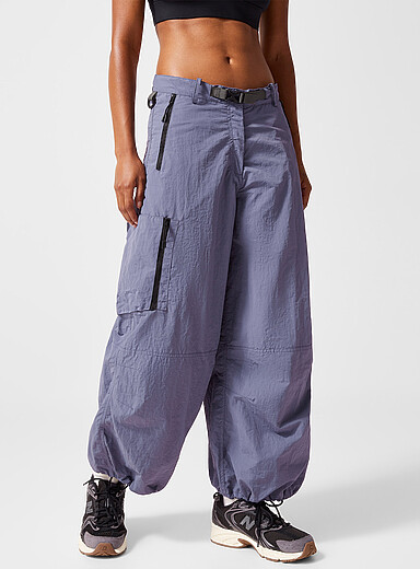 Loose crisp fabric parachute pant