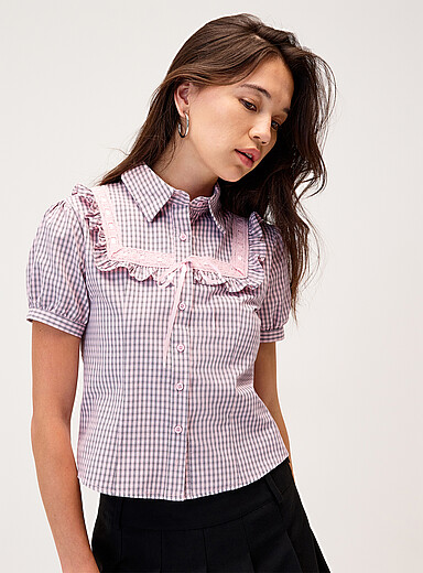 Twik: La chemise manches bouffantes ruban dentelle Rouge pour femme