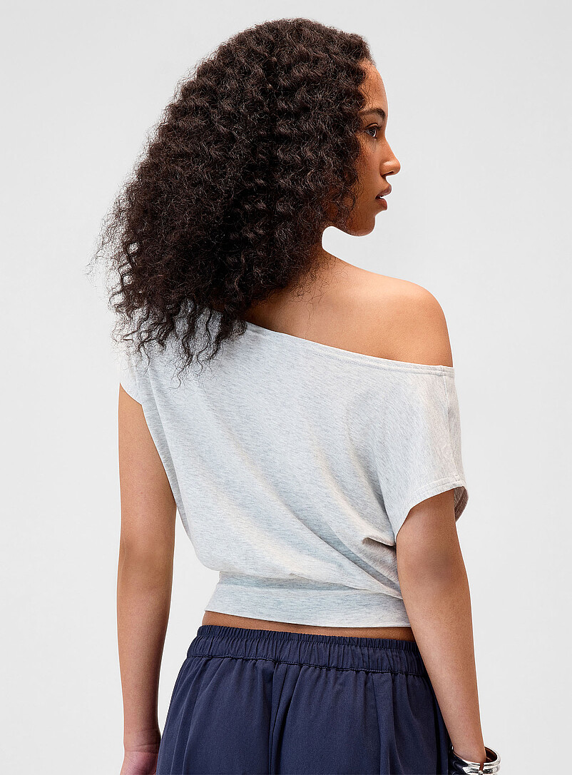 Twik: Le t-shirt col bateau taille cintr&eacute;e Noir pour femme