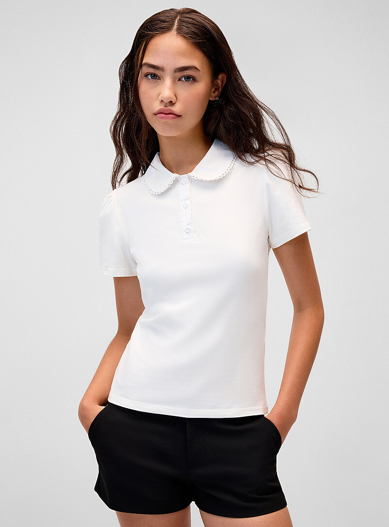Twik: Le t-shirt col polo festonn&eacute; Bleu p&acirc;le - Bleu ciel pour femme