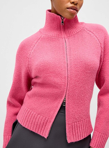 Le cardigan zipp&eacute; col montant