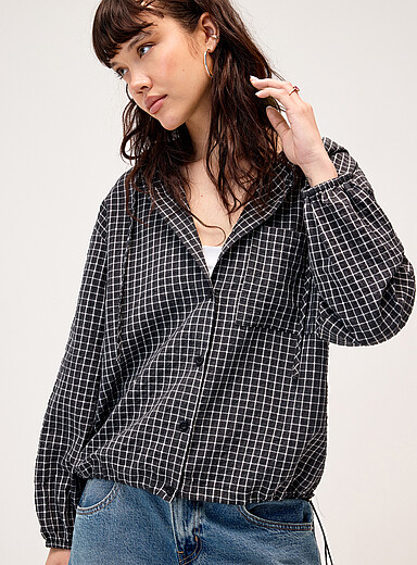 Plaid hooded shirt