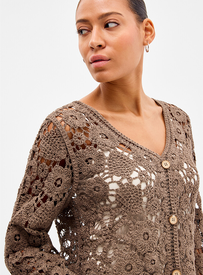 Contemporaine Ecru/Linen Floral pattern crocheted cardigan for women