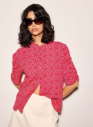 Ic&ocirc;ne: La blouse l&eacute;g&egrave;re fleurie &eacute;paules bouffantes Rouge &agrave; motifs pour femme