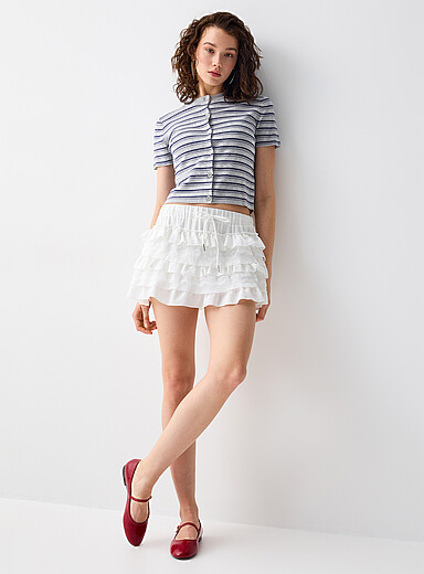 Tiered lace miniskirt