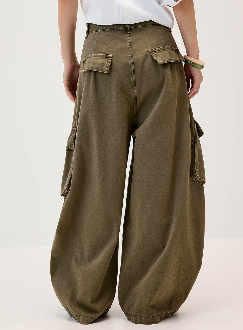 Twik Sand Cargo barrel-leg pant for women