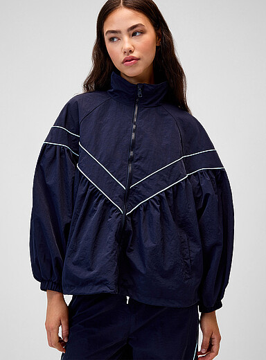 La veste bouffante lignes contrastes