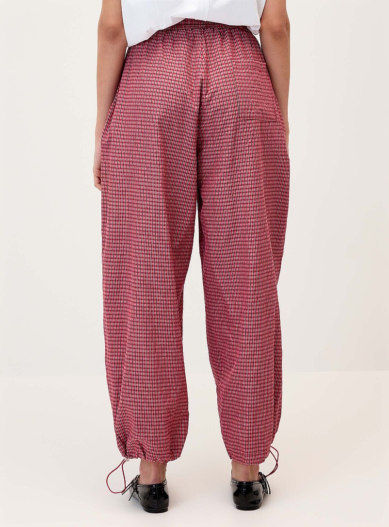 Twik: Le pantalon ballon popeline &agrave; carreaux Noir &agrave; motifs pour femme