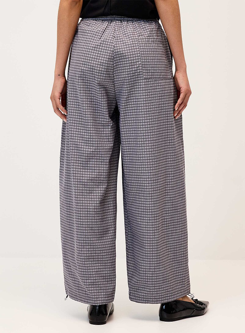 Twik Patterned Black Checkered poplin barrel-leg pant for women