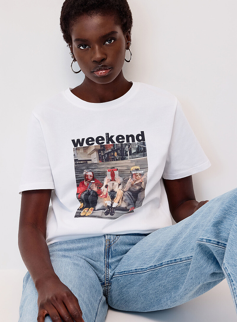 Twik: Le t-shirt imprim&eacute; graphique week-end Blanc pour femme