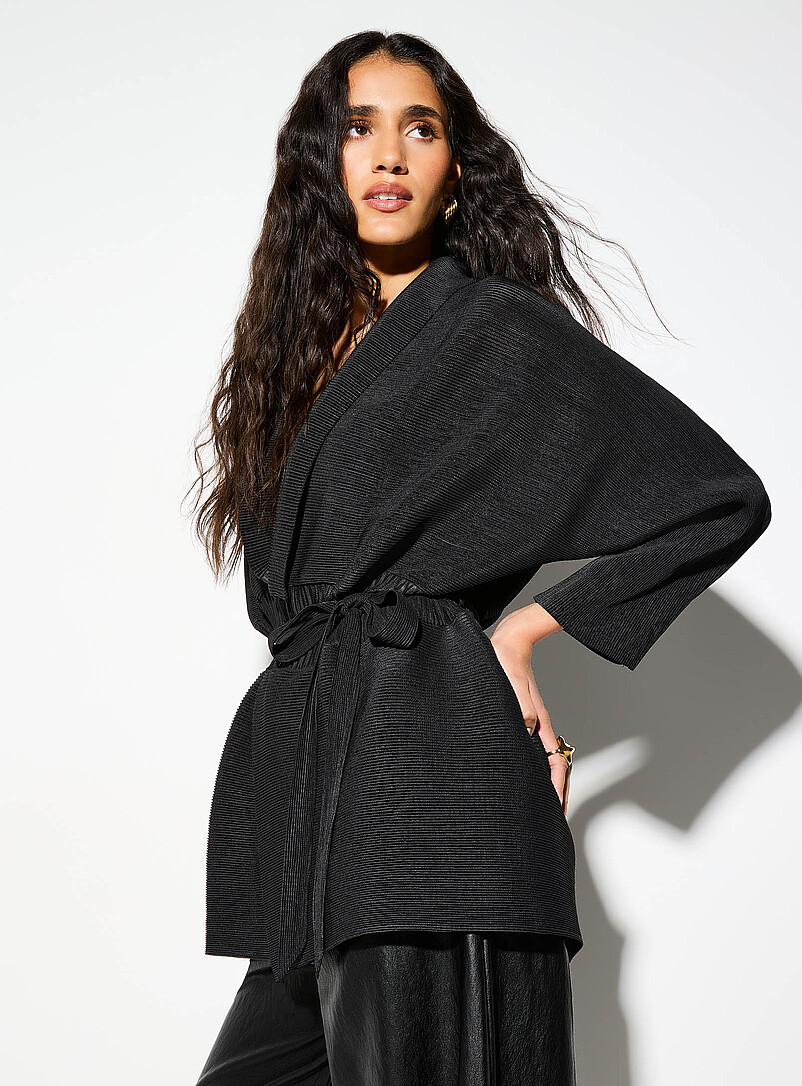 Ic&ocirc;ne: Le veston kimono col ch&acirc;le texture rainur&eacute;e Gris clair pour femme