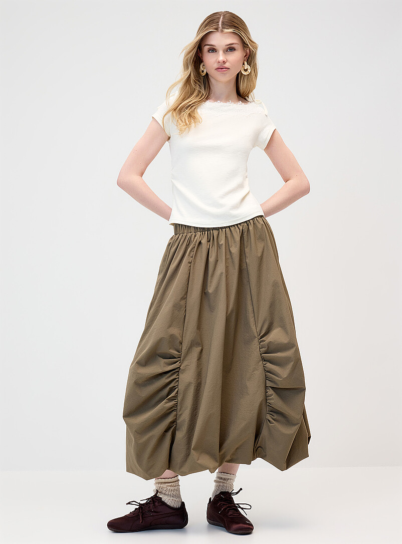Loops and lace off-shoulder T-shirt product image 2
