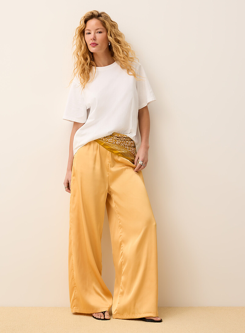 Lightweight Satin Wide-Leg Pant