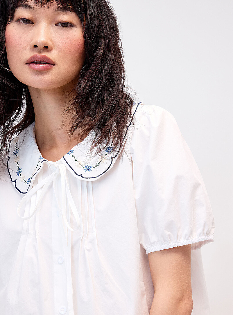 Snowflake embroidery Peter Pan collar blouse product image 2