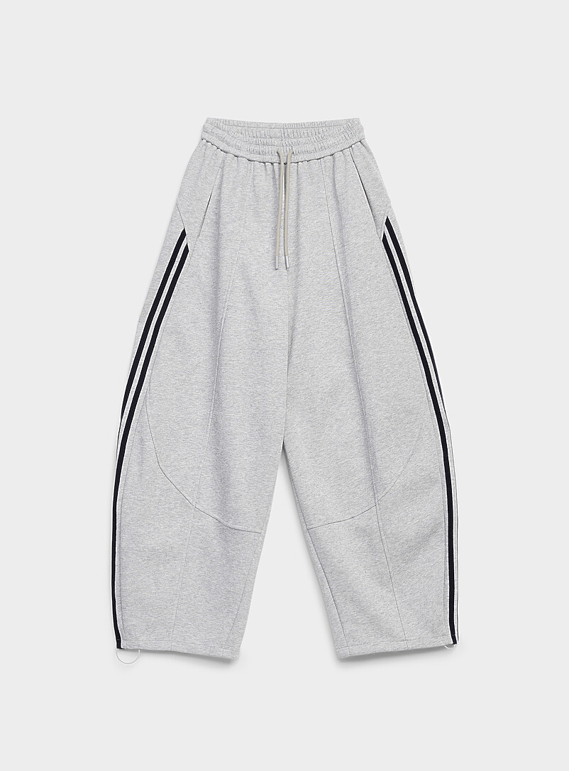Barrel-leg sweatpant product image (primary)