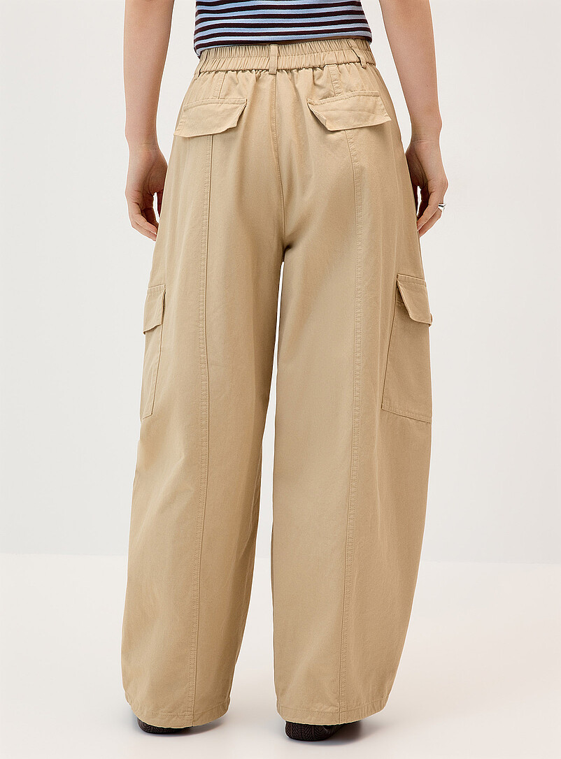 Twill barrel-leg cargo pant product image 3