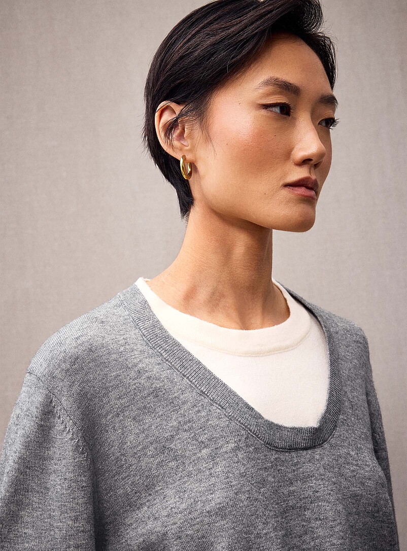 Overlaid effect scoop neck sweater product image 2