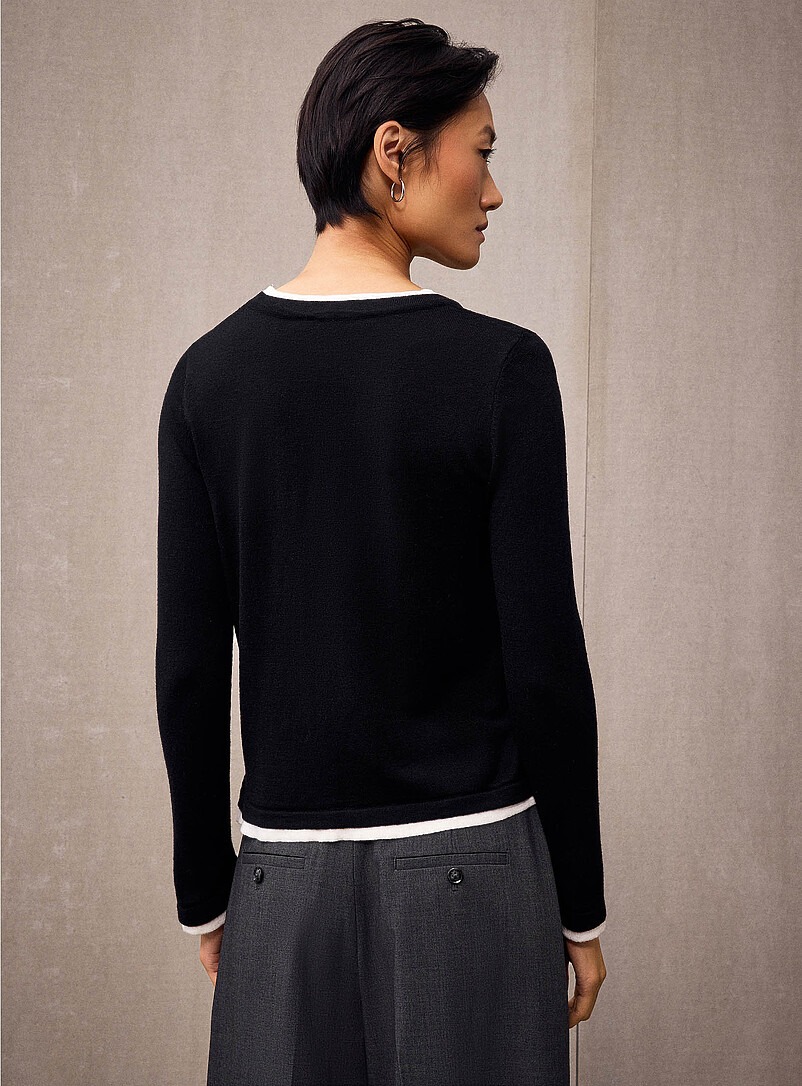 Overlaid effect two-tone sweater product image 3