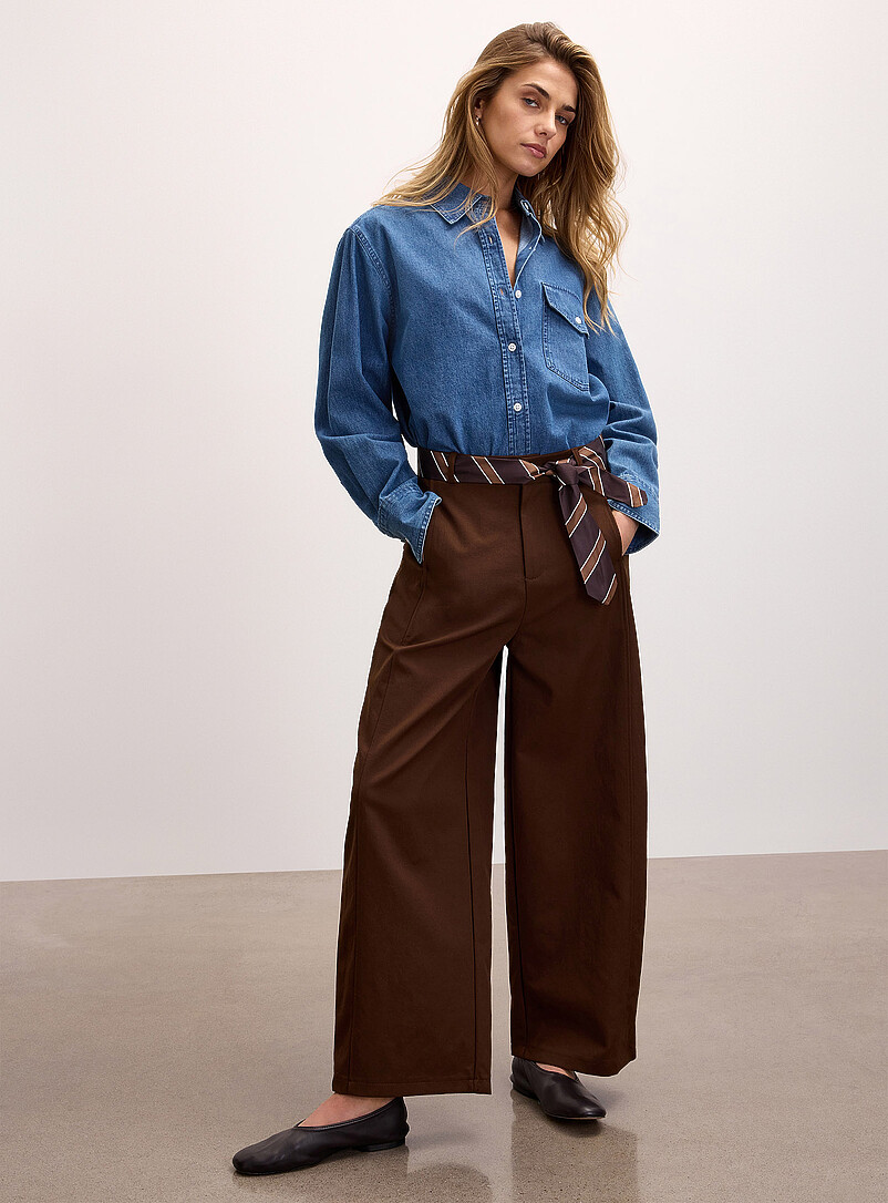 Tie-belt stretch twill barrel-leg pant product image (primary)