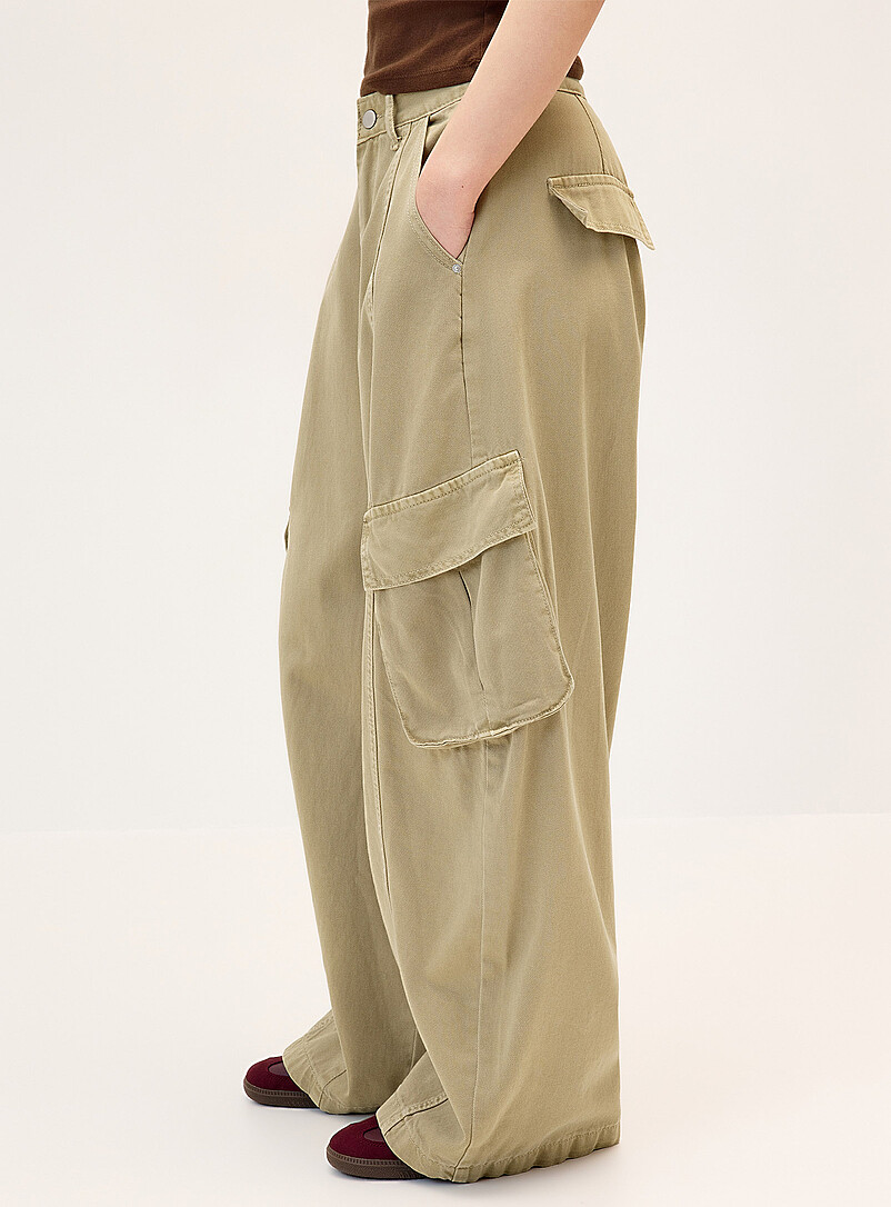 Cargo barrel-leg pant product image 2