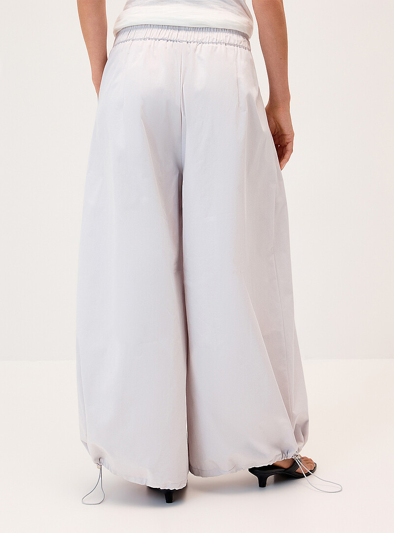 Toggle-waist barrel-leg twill pant product image 3