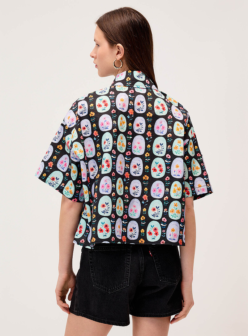 Pop print cropped shirt product image 3