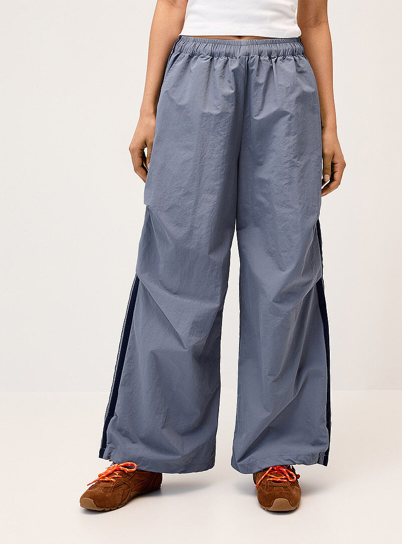 Sporty stripe canvas pant product image 2