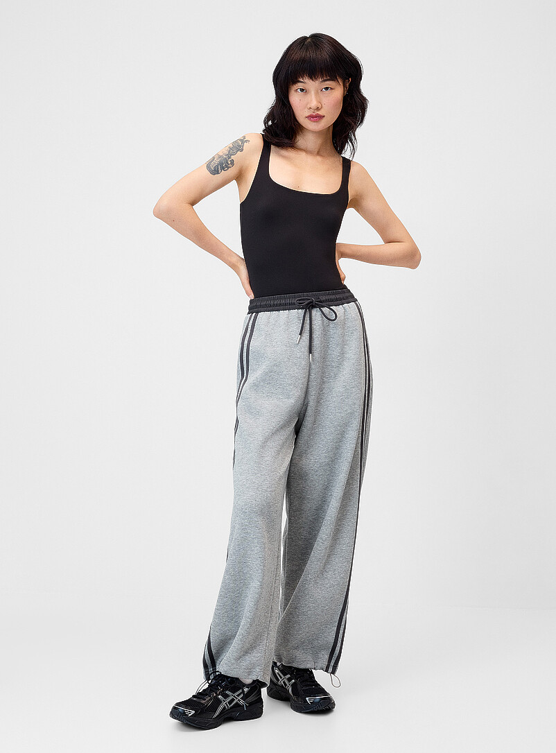 Contrasting stripes sweatpant product image (primary)