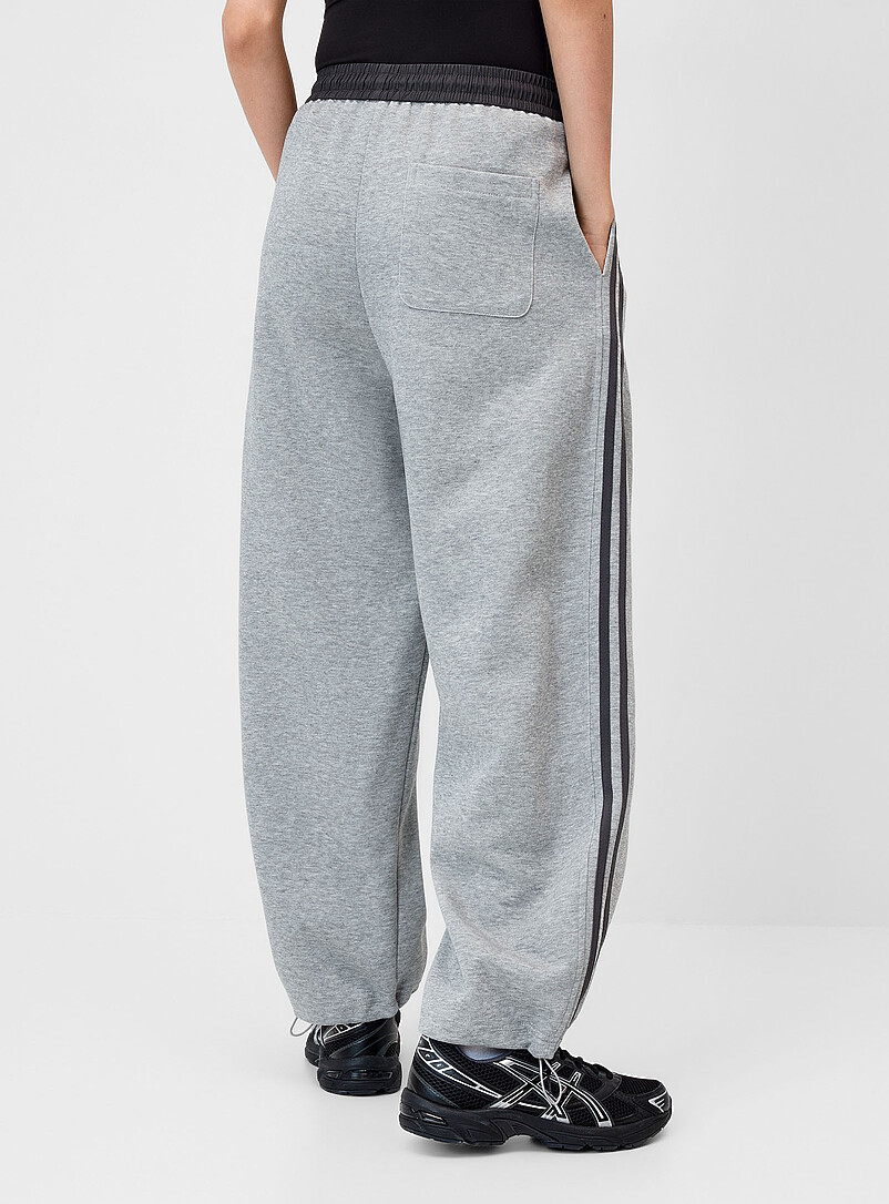 Contrasting stripes sweatpant product image 3