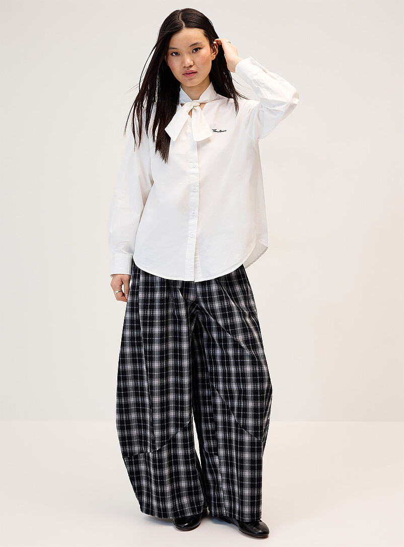Tie-ribbon collar poplin shirt product image 2