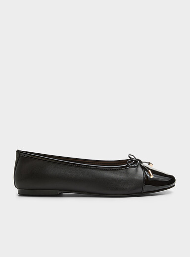 Simons Black Glossy toe bow ballet flats for women
