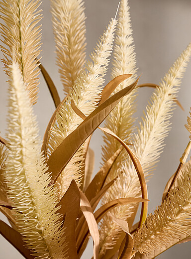 Artificial foxtail grass and leaves bouquet